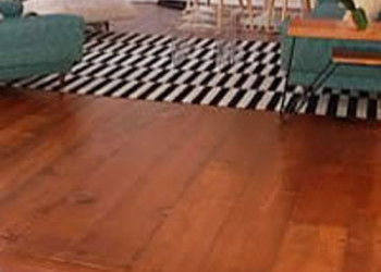 main-room-005-finished-pine-flooring-200px